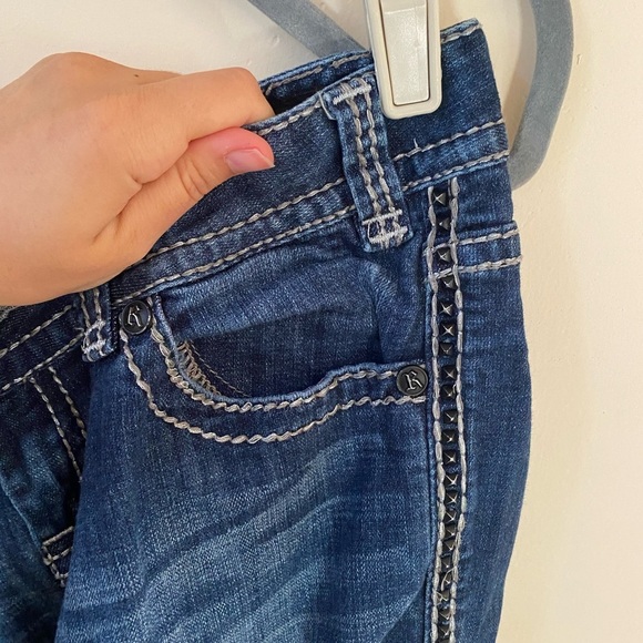 ROCK AND ROLL COWGIRL WOMENS STUDDED LOW RISE JEANS SIZE 30 X 34 - Picture 7 of 9